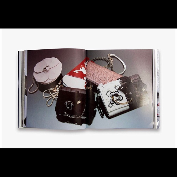 Chanel 💯 Authentic - Picture 5 of 8